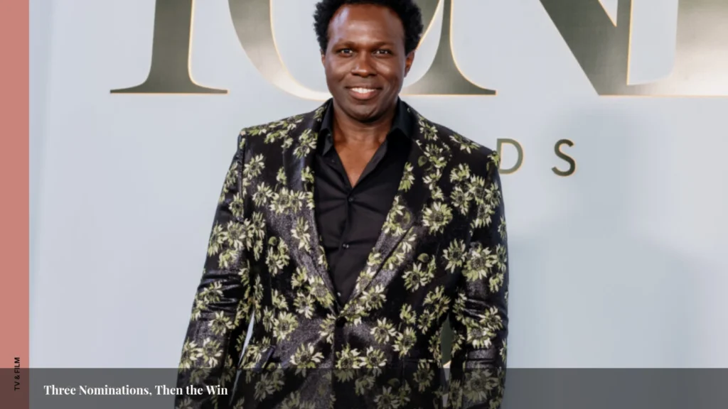 Joshua Henry at the 2026 Tony Awards red carpet